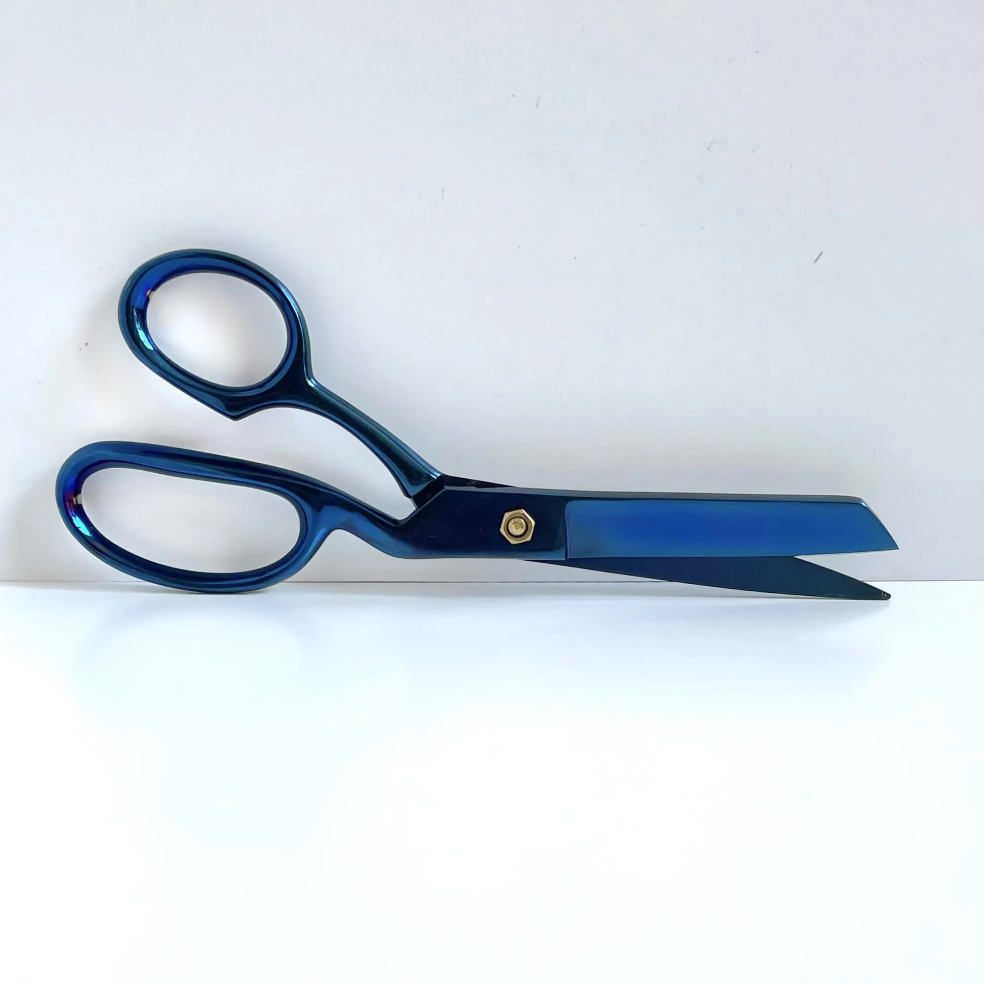 Iridescent Blue 8" Tailor Shears