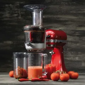 KITCHENAID MAXIMUM EXTRACTION SLOW JUICER AND SAUCE ATTACHMENT