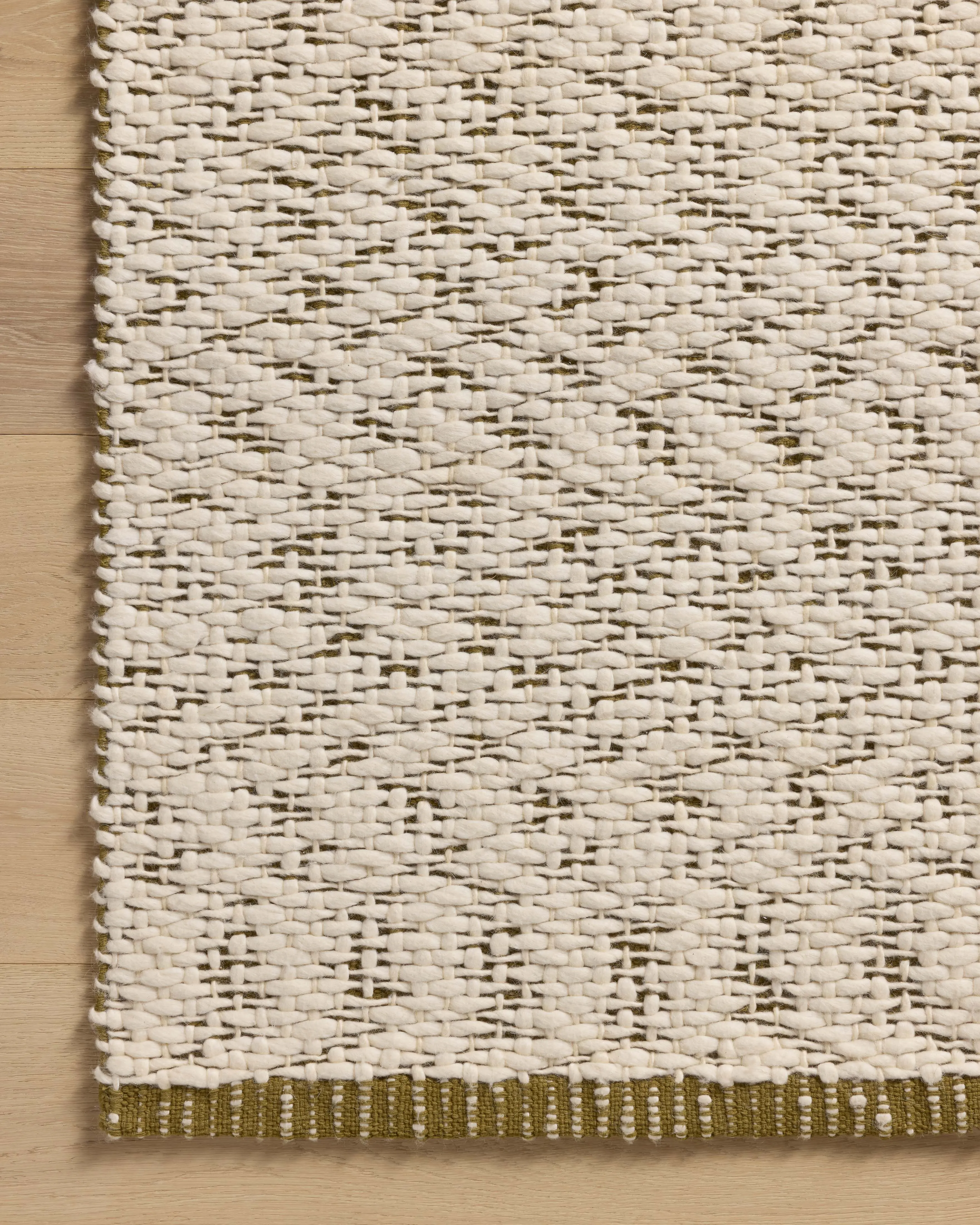 Magnolia Home Betty 01 Ivory/Green Rug