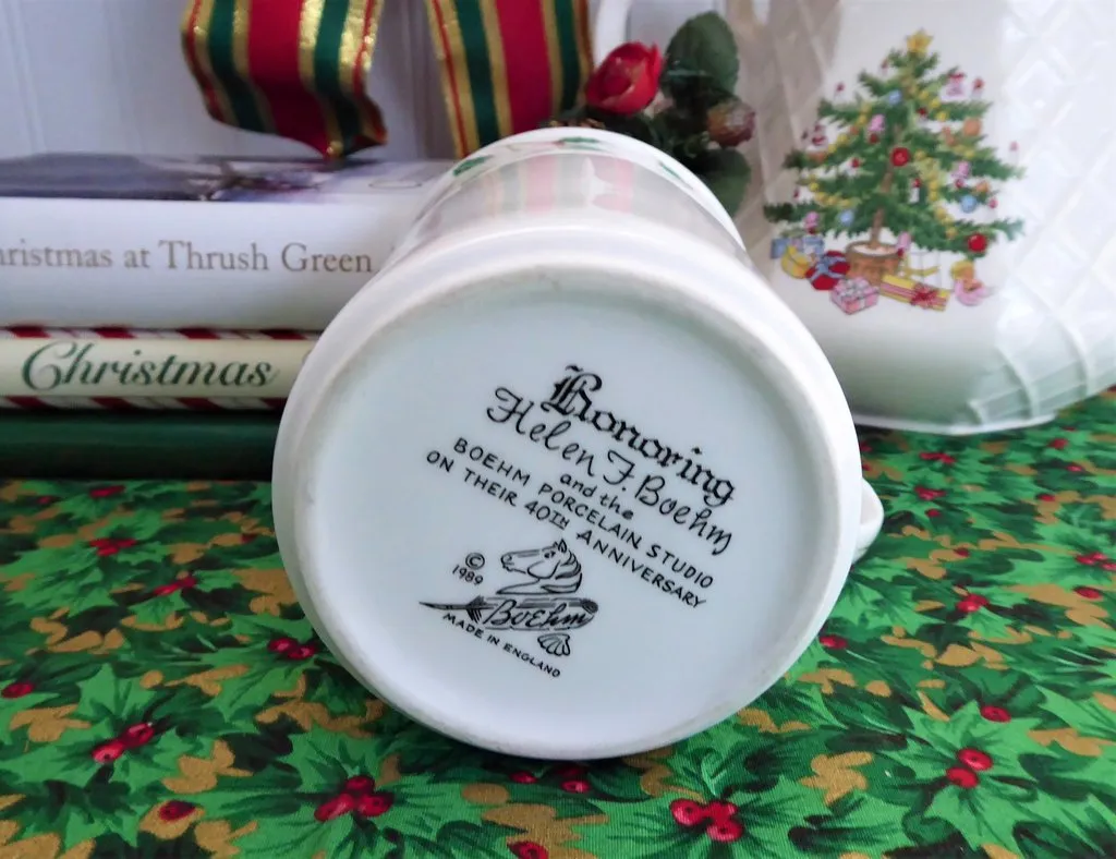 Mug Holly Design 1989 England Christmas Tea 40th Anniversary Boehm 4.25 Inches