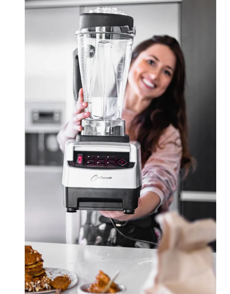 Optimum 9200A Power Blender   600M Cold Press Juicer Bundle