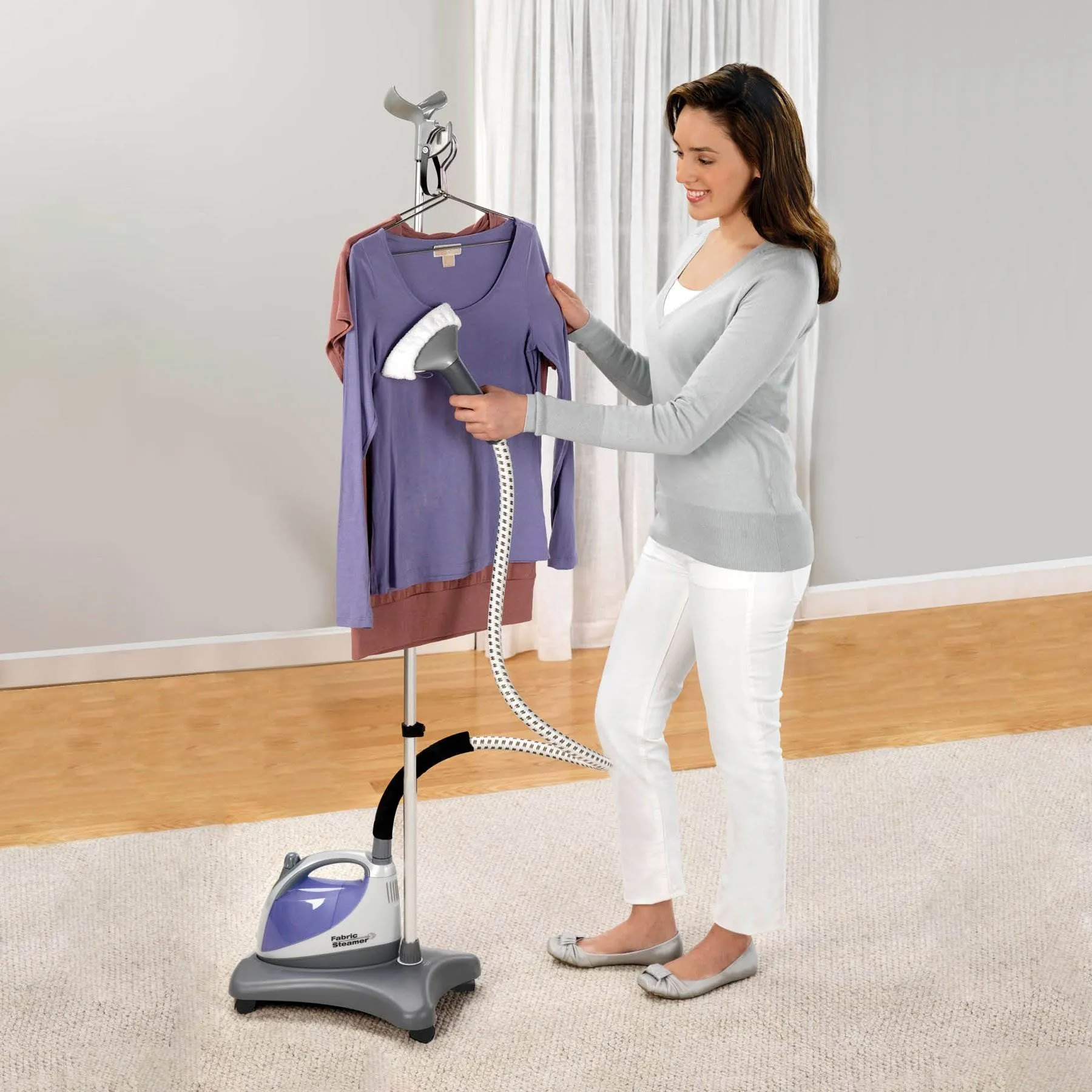 Shark Professional Fabric Garment Clothes Steamer (GS300)