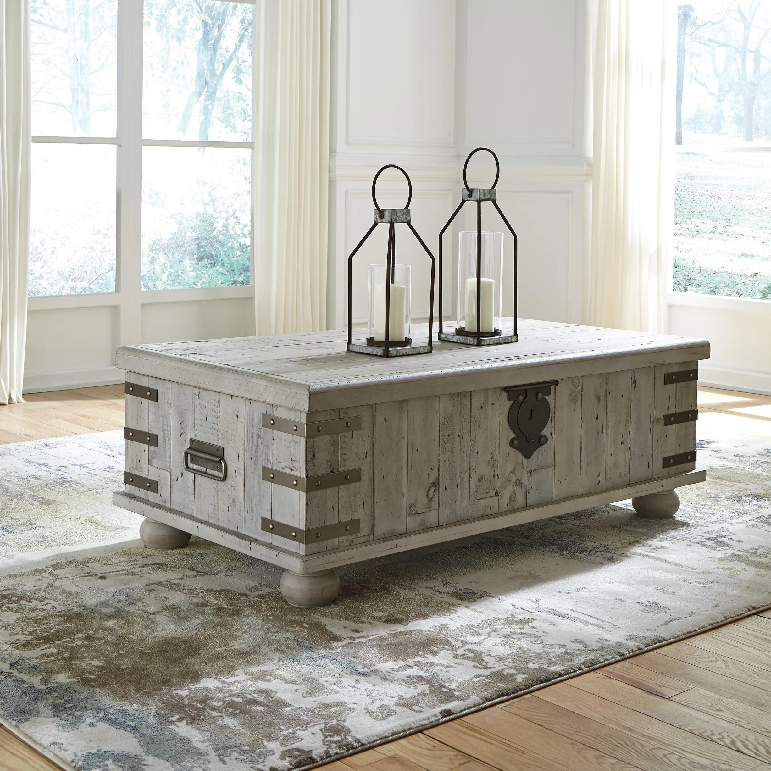 Signature Design by Ashley Carynhurst Lift Top Coctail Table T757-9